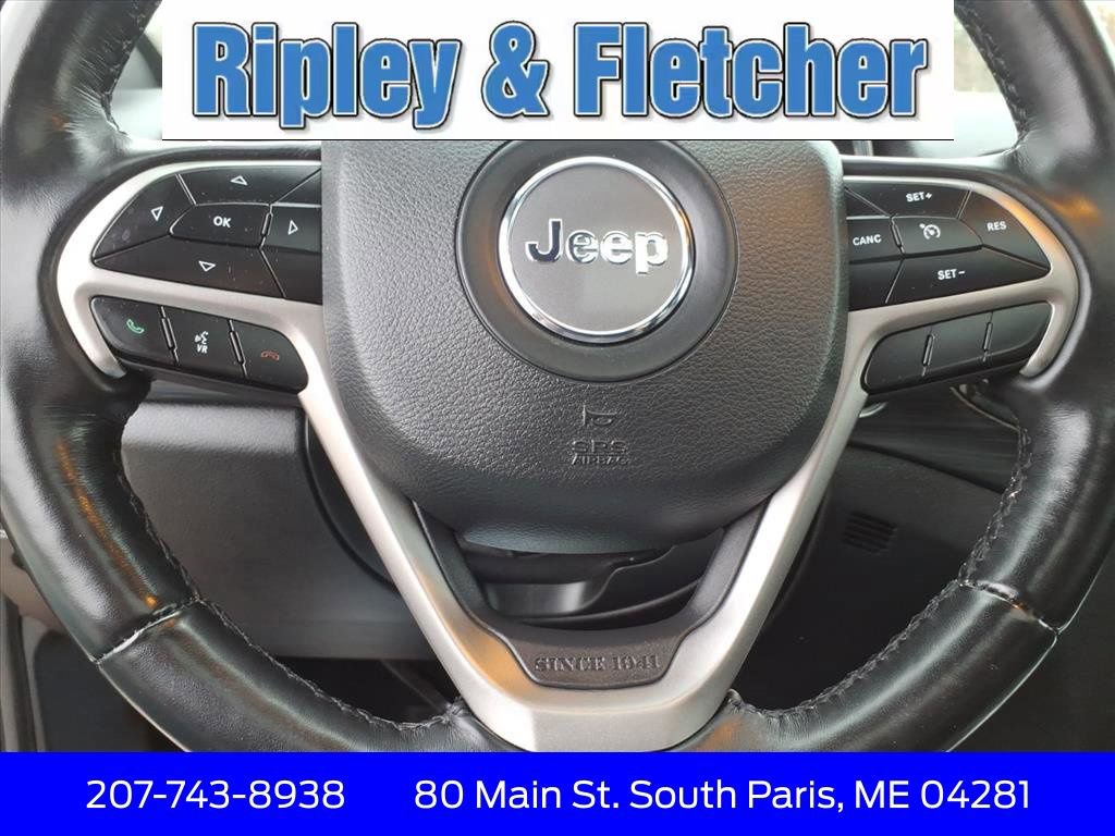 Used 2021 Jeep Grand Cherokee Laredo X image 15