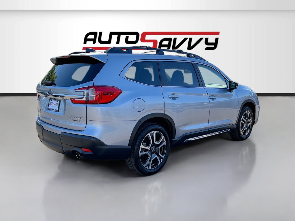 Used 2025 Subaru Ascent Limited w/ Popular Package #2 AWD/4WD image 7