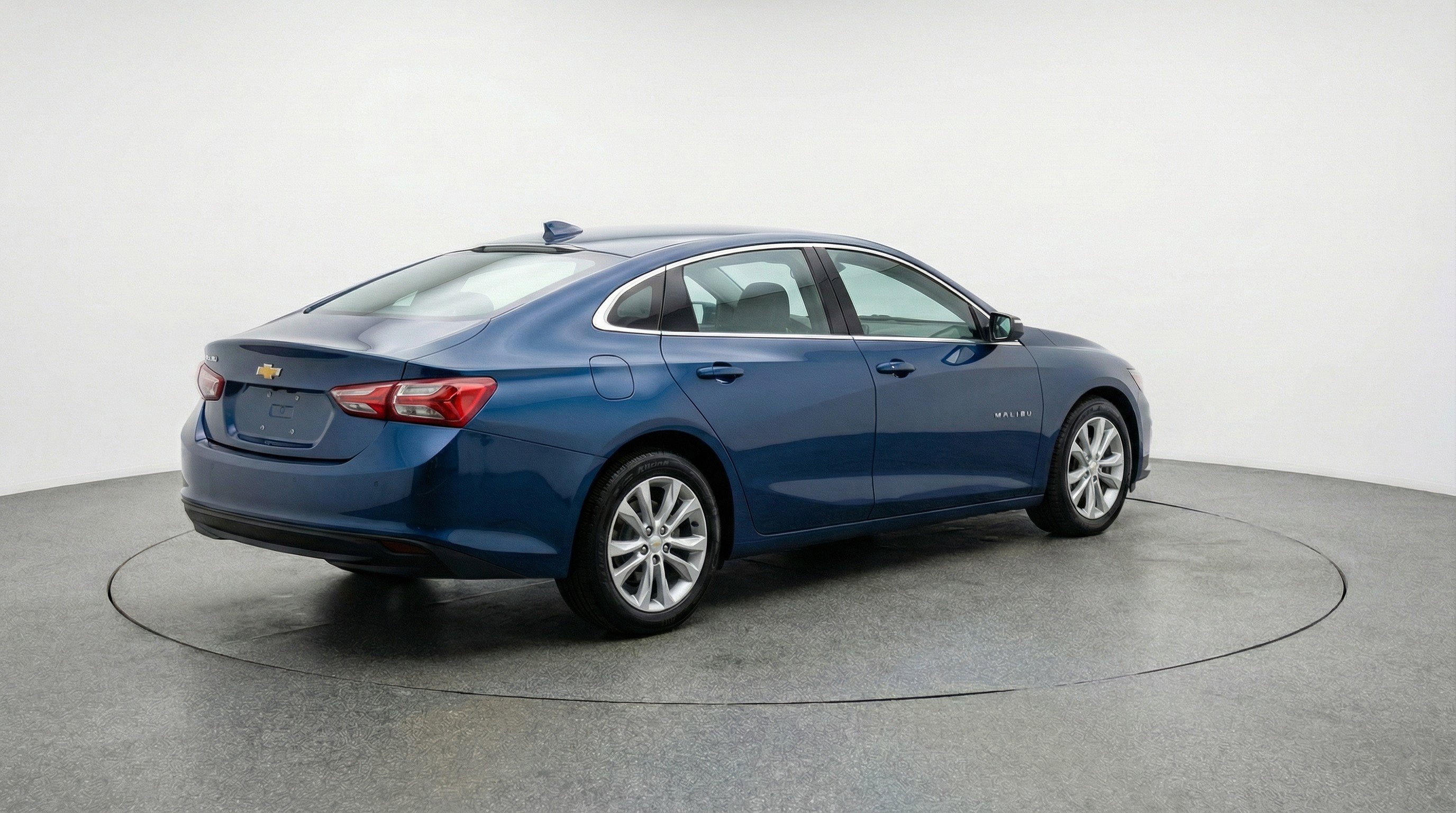 Used 2024 Chevrolet Malibu LT image 9
