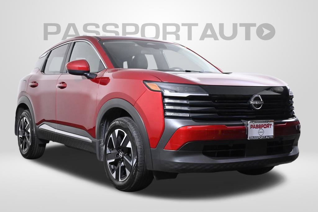 Certified 2025 Nissan Kicks SV AWD/4WD image 4