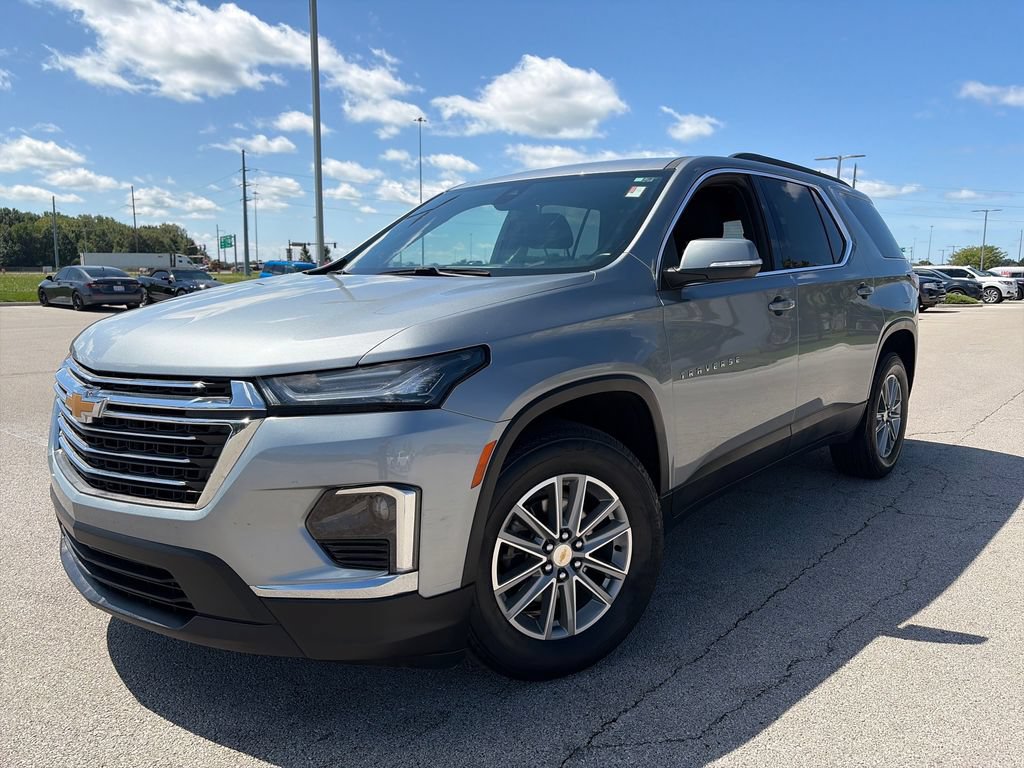 Used 2023 Chevrolet Traverse LT FWD image 3