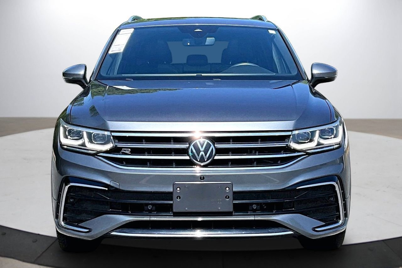 Used 2022 Volkswagen Tiguan SEL R-Line AWD/4WD image 3