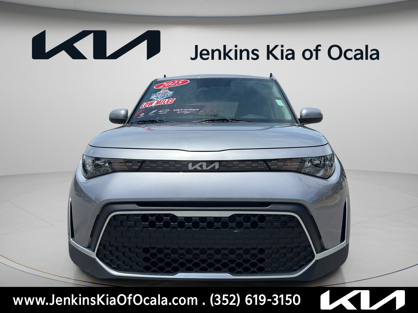 Certified 2025 Kia Soul LX w/ LX Technology Package FWD image 8