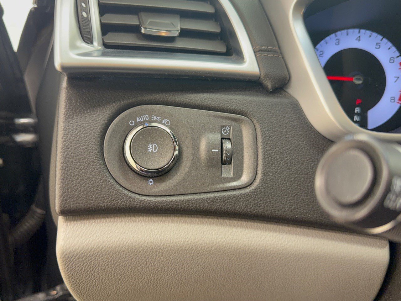 Used 2010 Cadillac SRX Performance AWD/4WD image 31