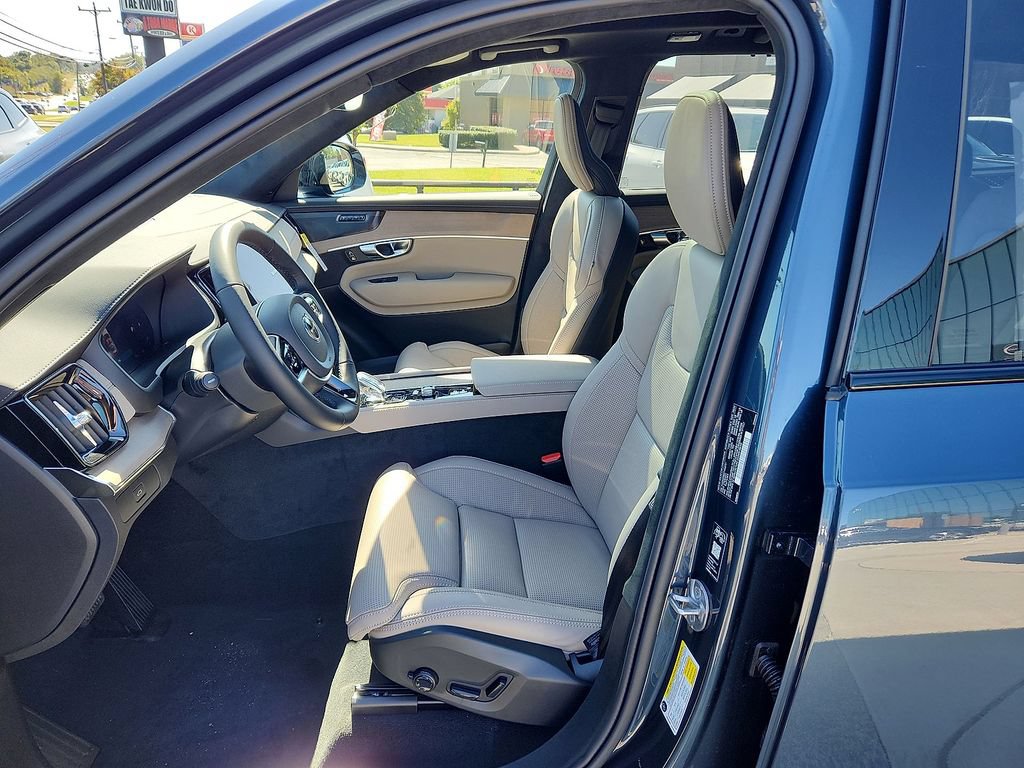 New 2026 Volvo XC90 B6 Ultra w/ Lounge Package AWD/4WD image 14