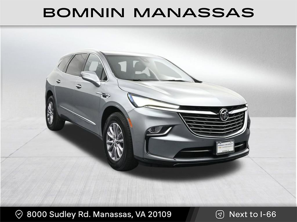 Used 2023 Buick Enclave Essence image 7