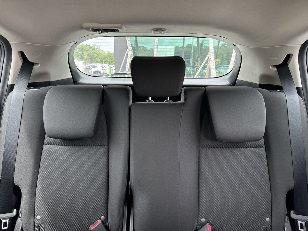 Used 2017 Honda HR-V LX image 18