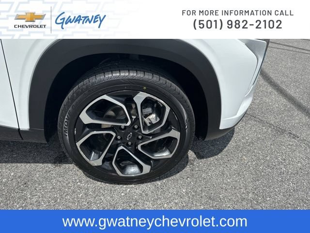 Used 2025 Chevrolet Trax RS w/ Driver Confidence Package FWD image 12
