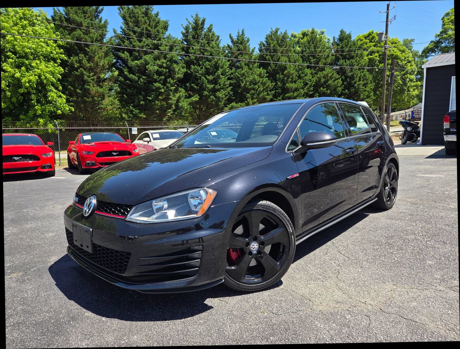 Used 2016 Volkswagen GTI S FWD image 1