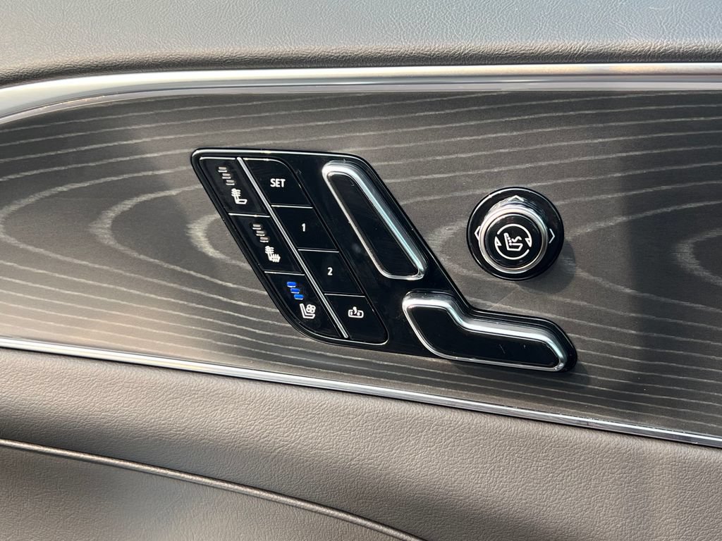New 2026 Cadillac Lyriq Premium Luxury RWD image 18