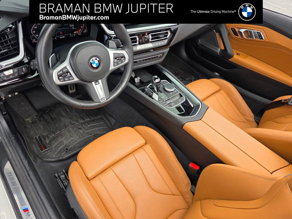 Certified 2022 BMW Z4 M40i w/ Premium Package image 11