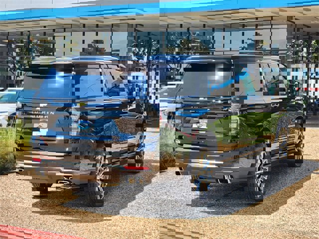 New 2026 Chevrolet Suburban High Country image 4