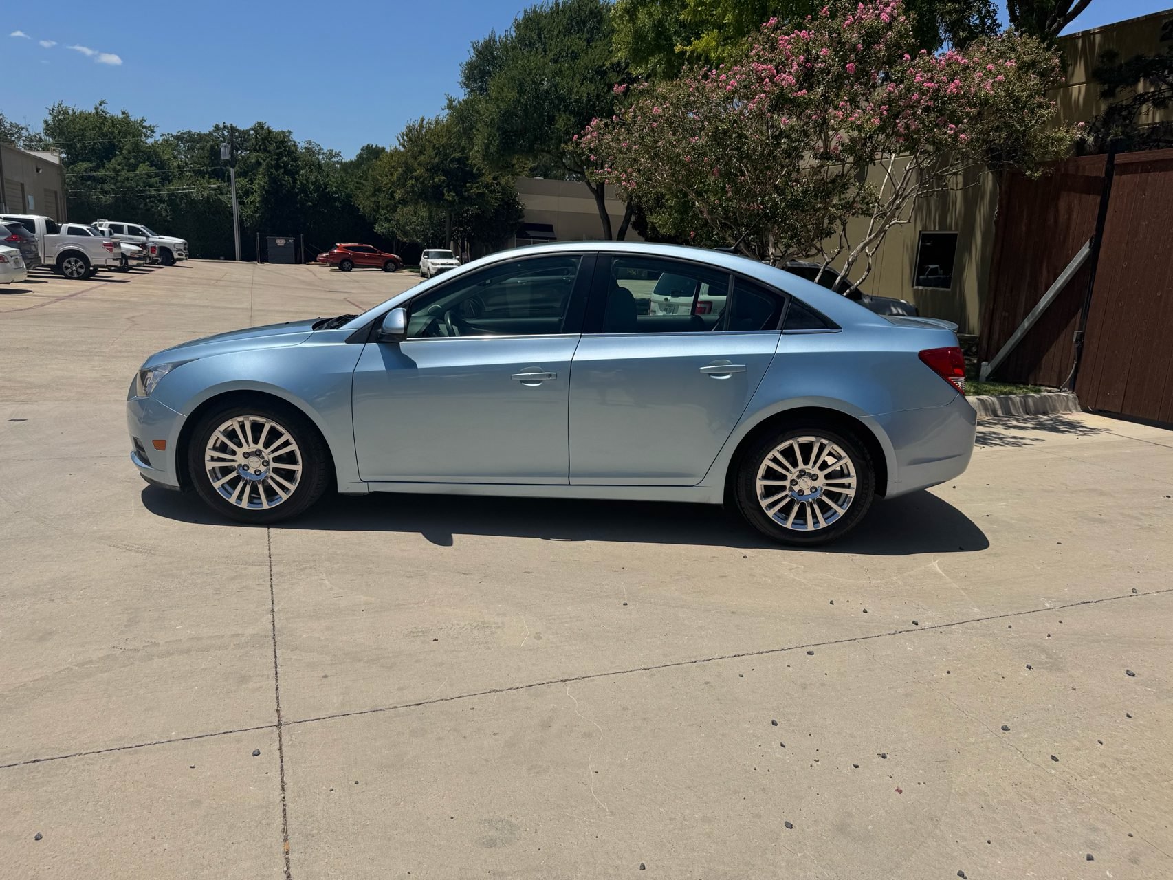 Used 2012 Chevrolet Cruze Eco FWD image 4