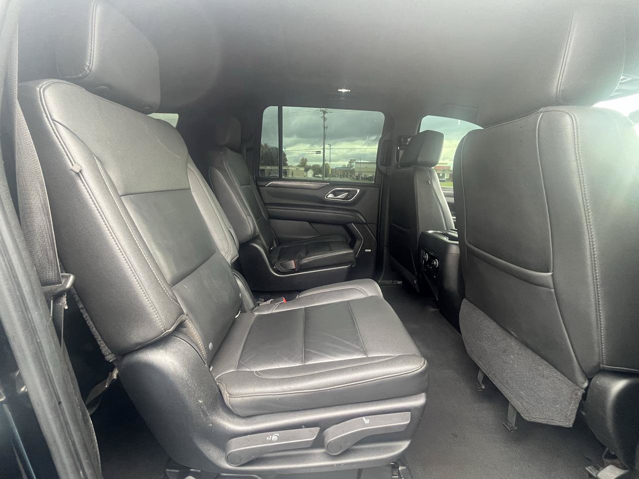 Used 2021 Chevrolet Suburban Z71 AWD/4WD image 18