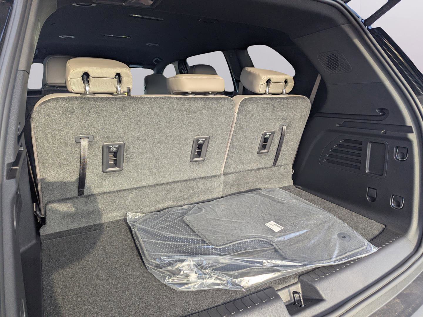 New 2026 GMC Acadia Elevation w/ Elevation Premium Package image 27