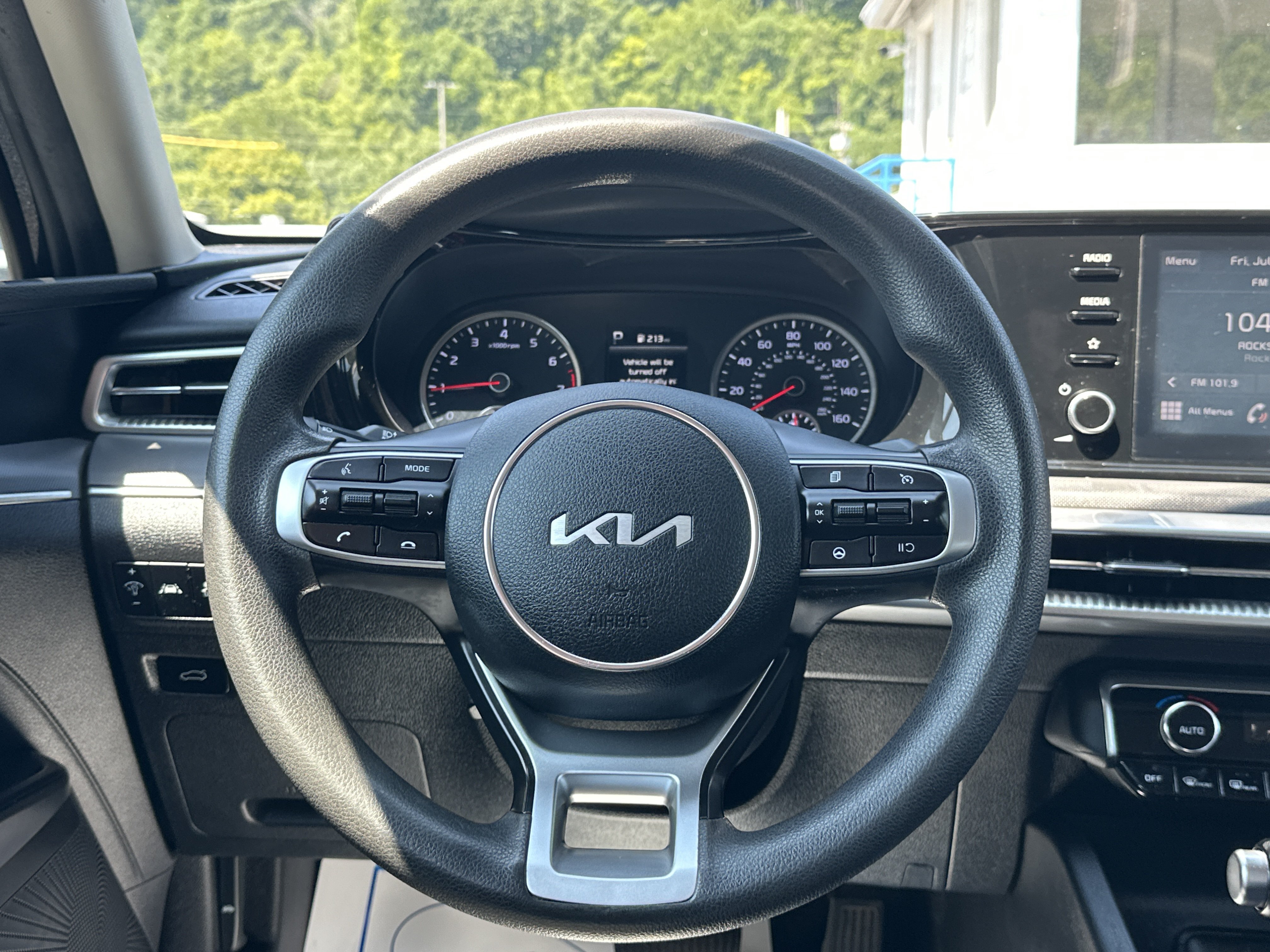 Used 2022 Kia K5 LXS FWD image 13