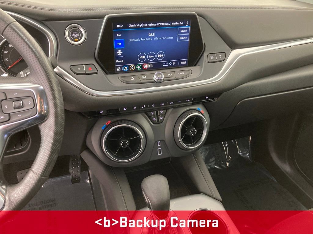 Used 2022 Chevrolet Blazer LT image 2