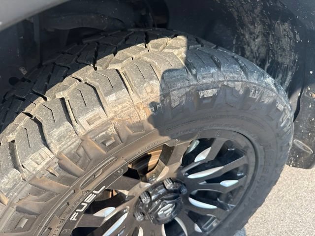 Used 2019 Ford F150 XLT w/ Equipment Group 302A Luxury AWD/4WD image 11