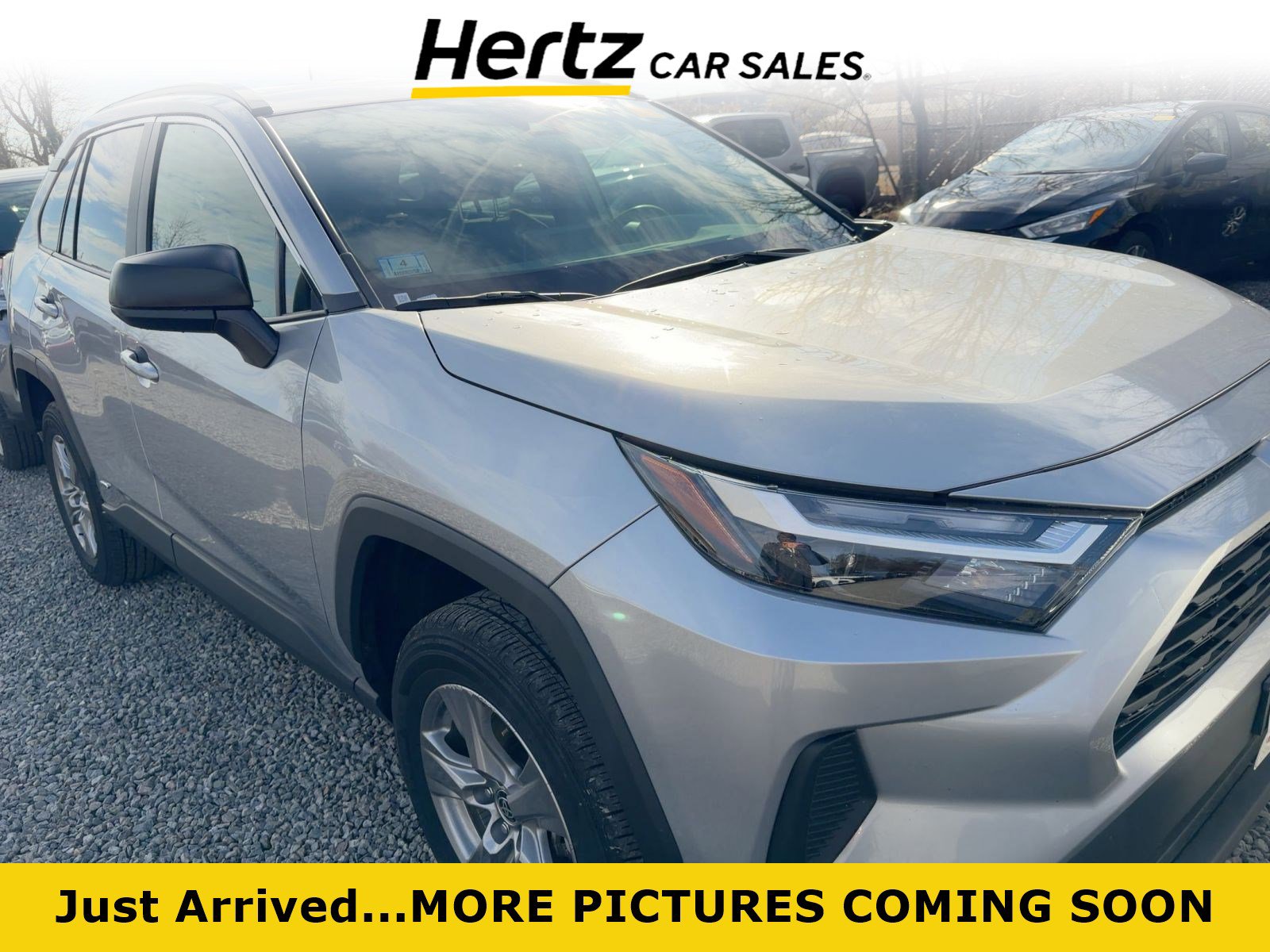 Used 2025 Toyota RAV4 LE image 1