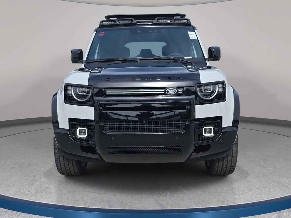 New 2026 Land Rover Defender 110 X AWD/4WD image 2