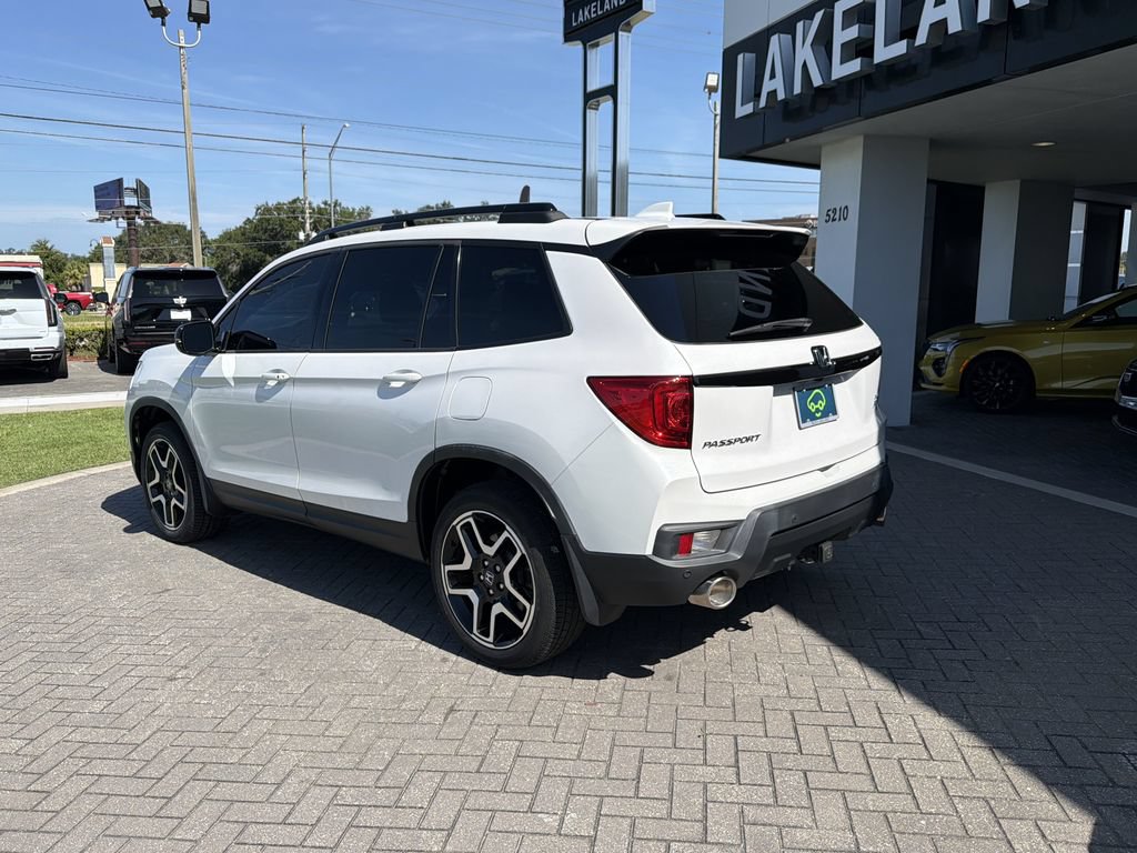 Used 2023 Honda Passport Elite image 4