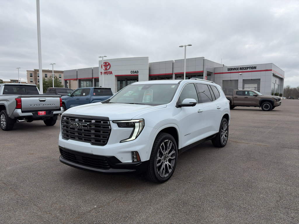 Used 2026 GMC Acadia Denali Ultimate w/ LPO, Floor Liner Package image 1
