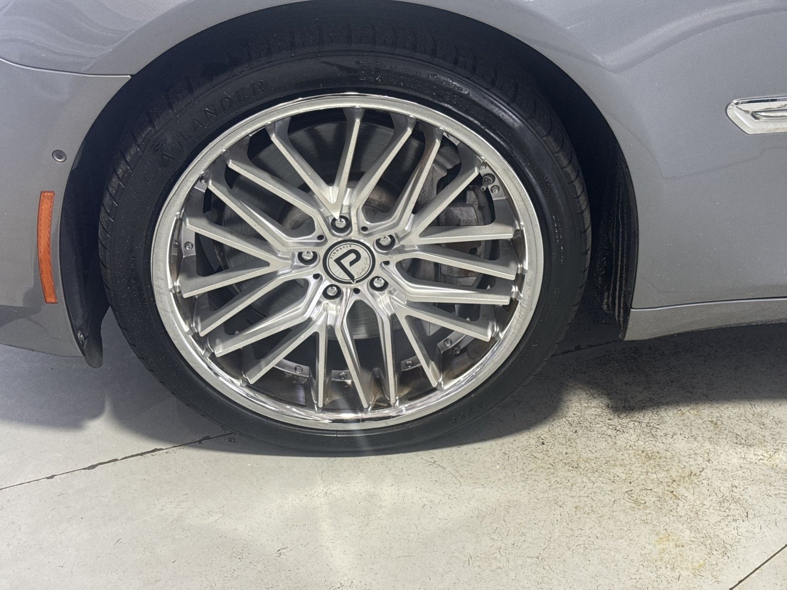 Used 2012 BMW 750i RWD image 13