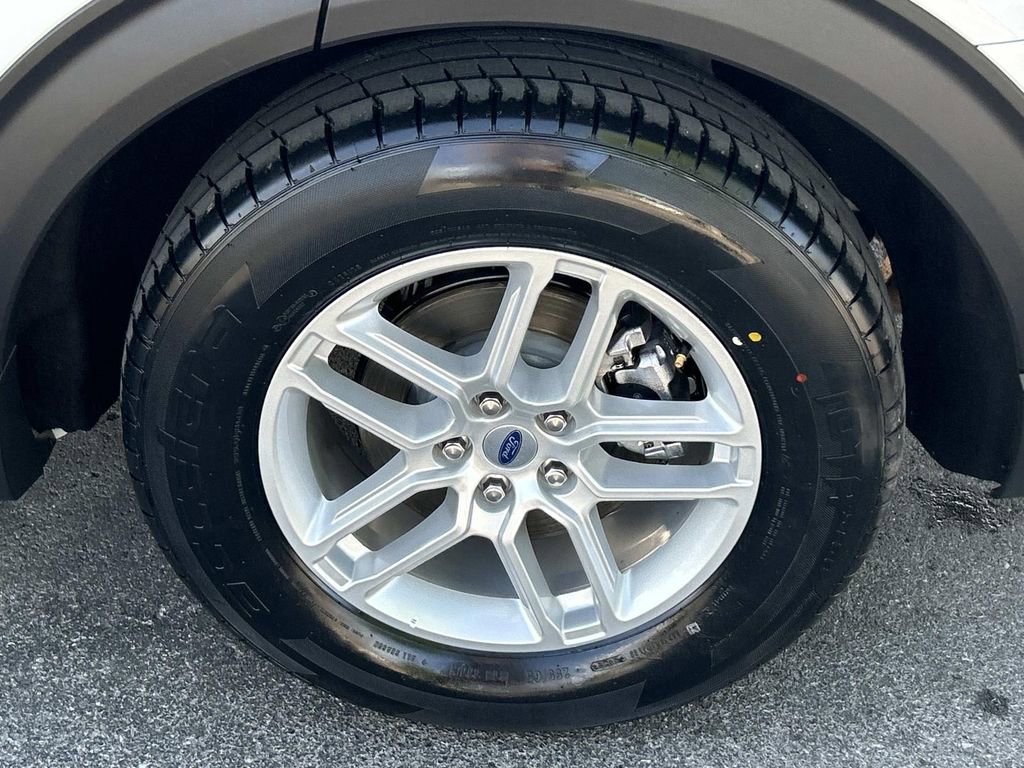 Used 2025 Ford Explorer Active image 15