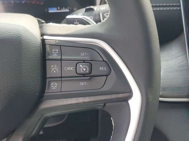 Used 2025 Jeep Grand Cherokee Limited 4xe image 19