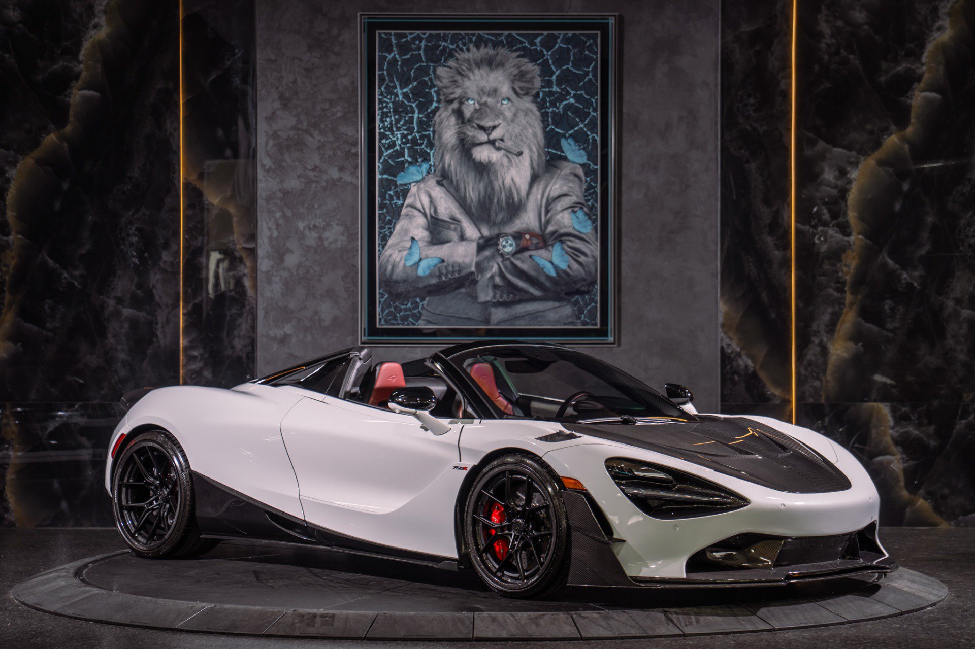 Used 2024 McLaren 750S Spider RWD image 11