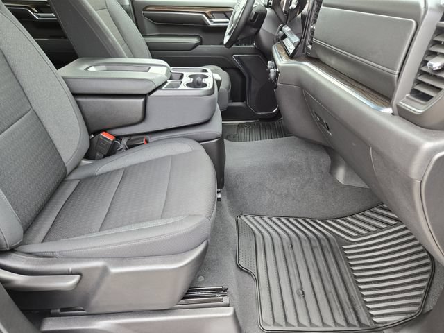 Used 2024 Chevrolet Silverado 1500 LT AWD/4WD image 31