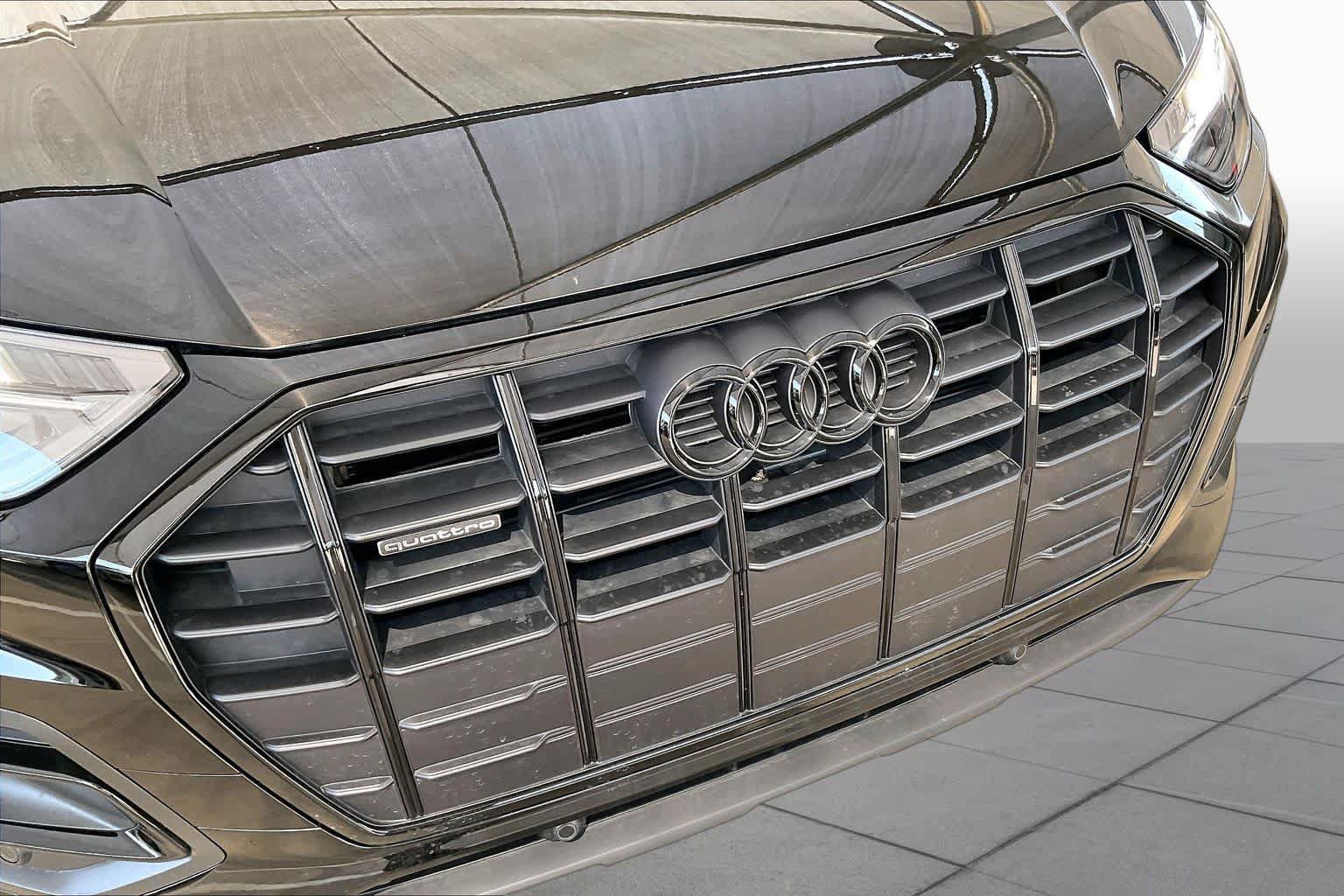 Used 2025 Audi Q5 2.0T Premium w/ Convenience Plus Package AWD/4WD image 30