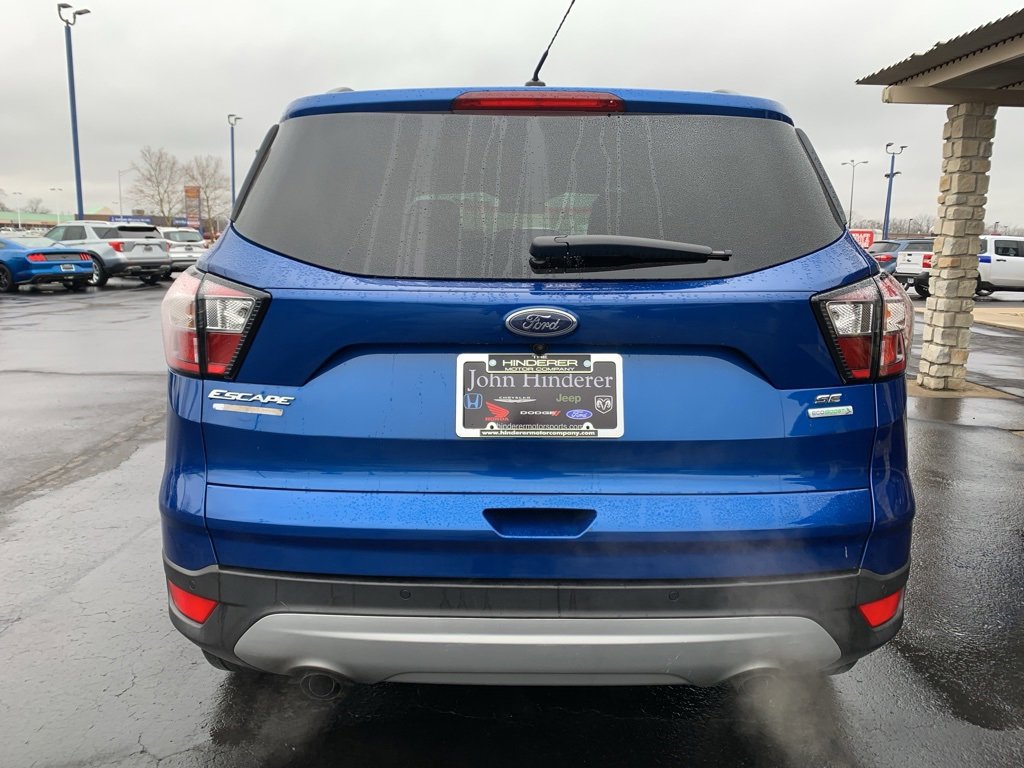 Used 2017 Ford Escape SE w/ Equipment Group 201A image 4