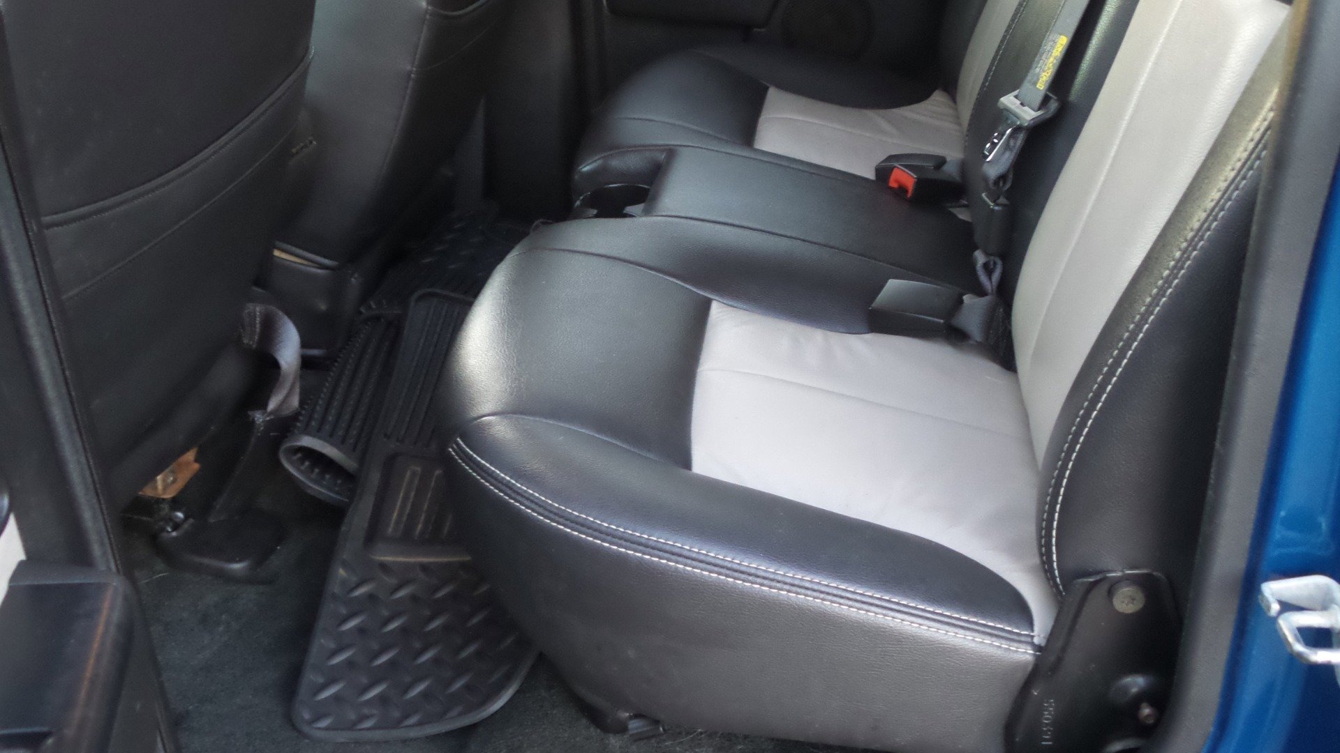 Used 2012 Chevrolet Colorado LT image 21