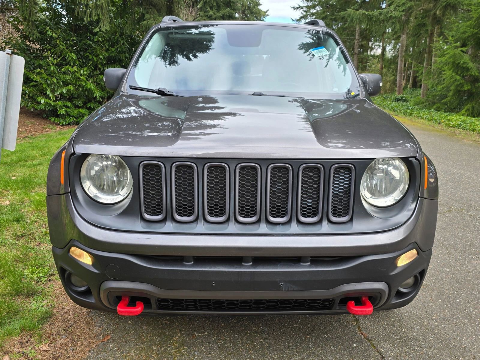 Used 2016 Jeep Renegade Trailhawk AWD/4WD image 9
