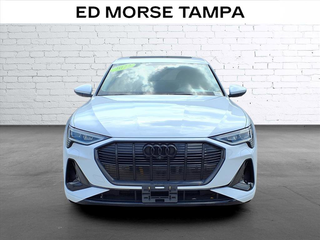 Used 2022 Audi e-tron Prestige w/ Prestige Package AWD/4WD image 6