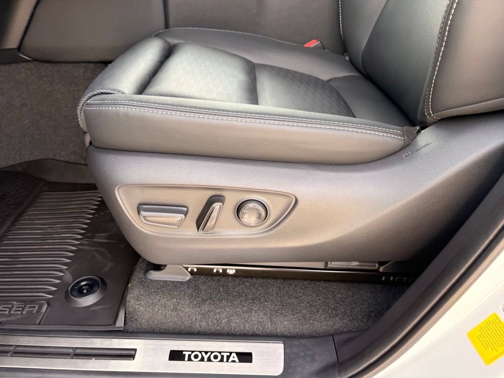 Used 2027 Toyota Land Cruiser w/ Premium Package AWD/4WD image 25