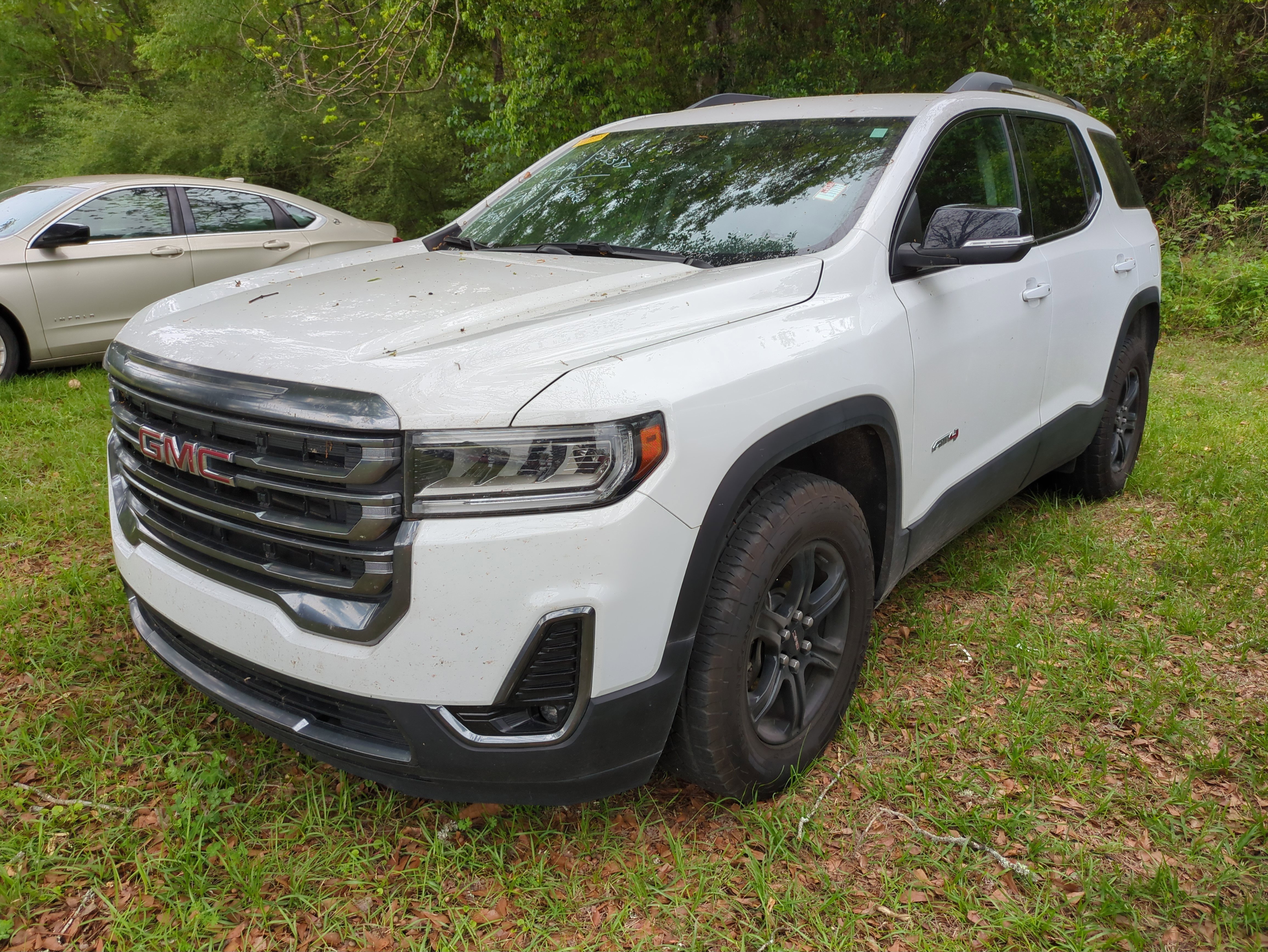 Used 2023 GMC Acadia AT4 image 3