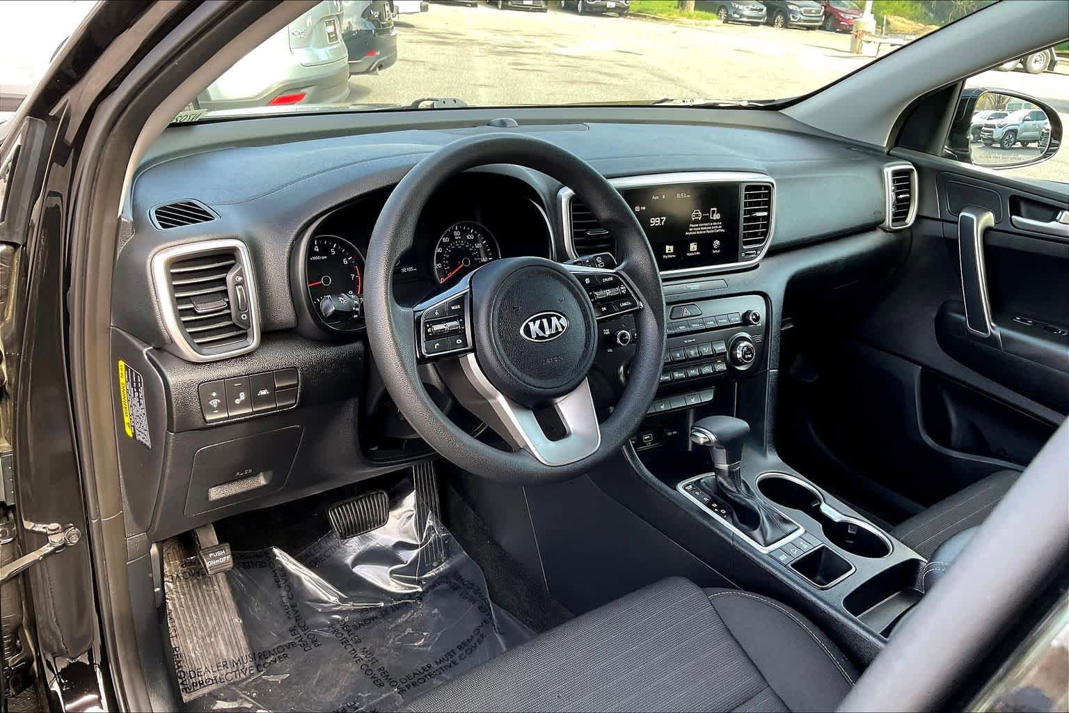 Used 2022 Kia Sportage LX w/ LX AWD Value Edition Package image 17