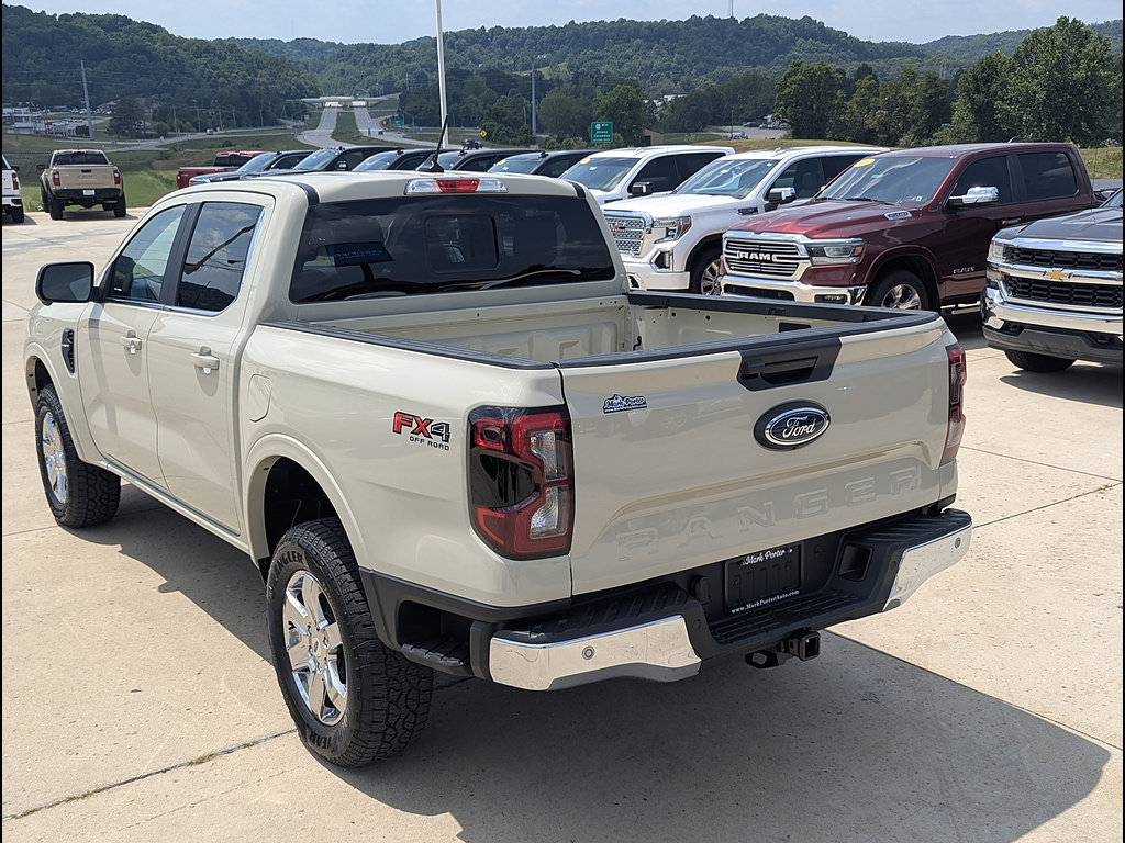 Used 2026 Ford Ranger Lariat w/ FX4 Off-Road Package AWD/4WD image 9