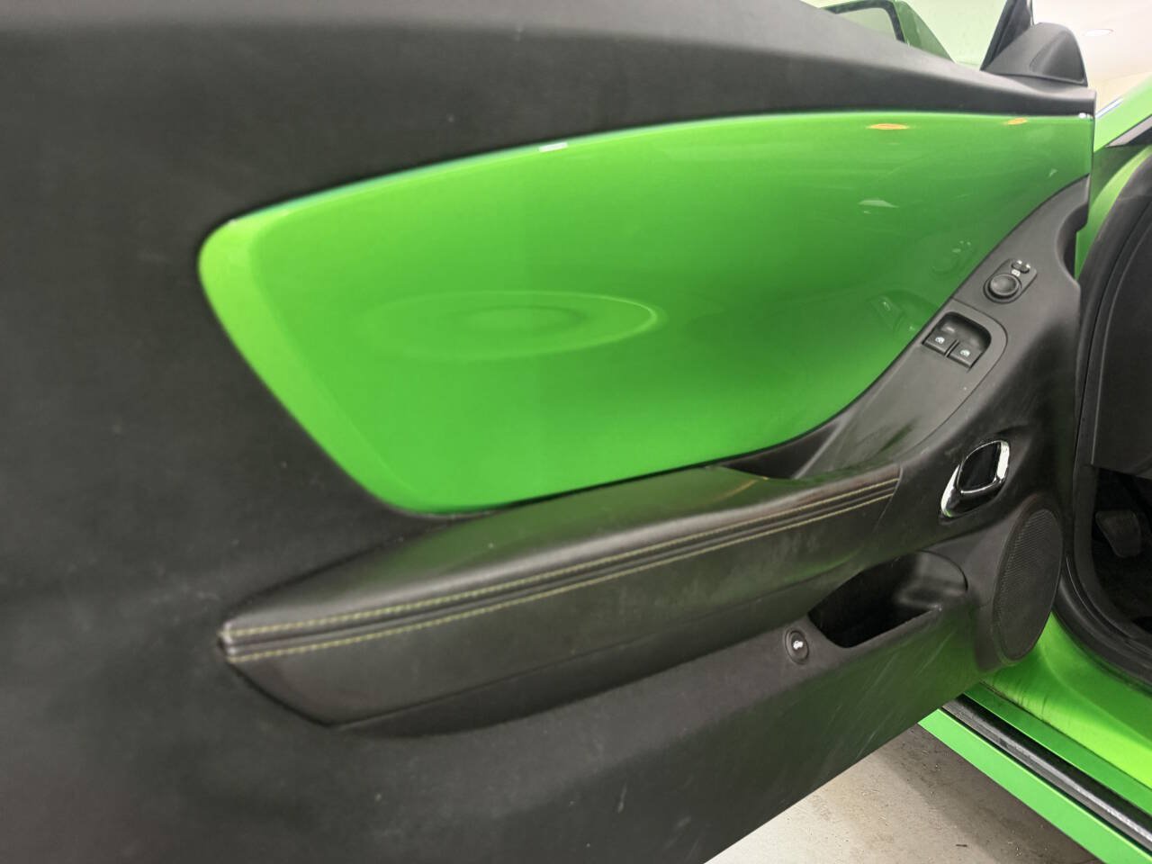Used 2010 Chevrolet Camaro LT RWD image 13