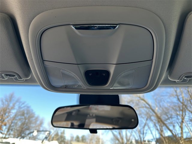 Used 2019 Jeep Cherokee Latitude Plus image 39