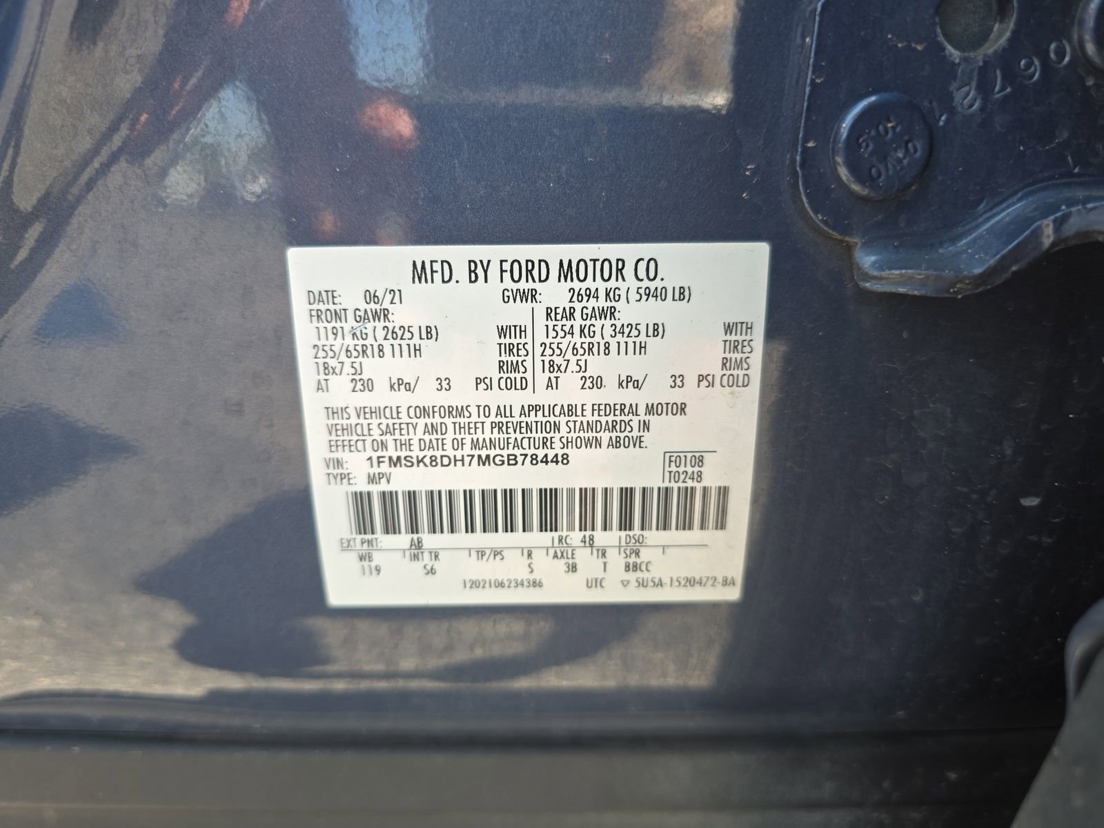Used 2021 Ford Explorer XLT w/ Equipment Group 202A AWD/4WD image 30