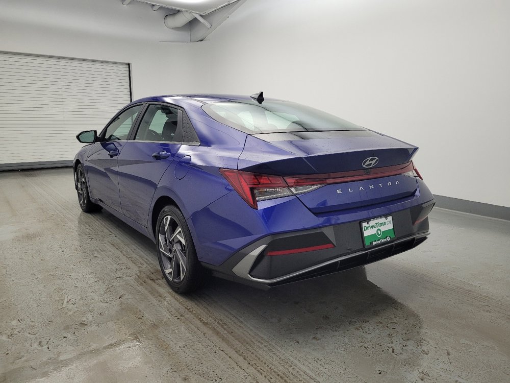 Used 2025 Hyundai Elantra SEL image 5