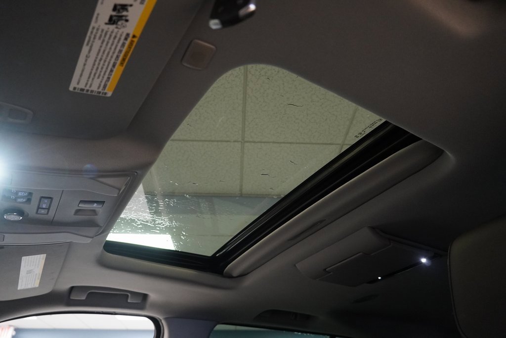 Used 2020 Cadillac Escalade ESV Luxury image 4