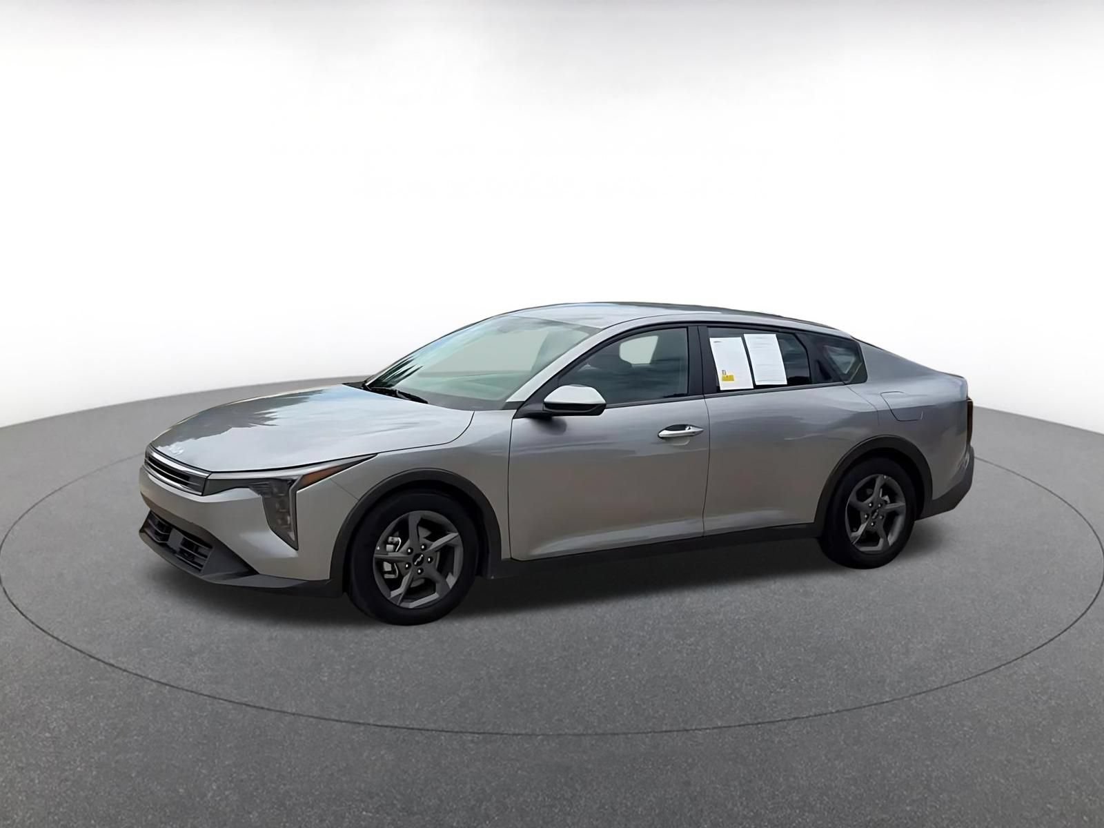 Used 2025 Kia K4 FWD image 8