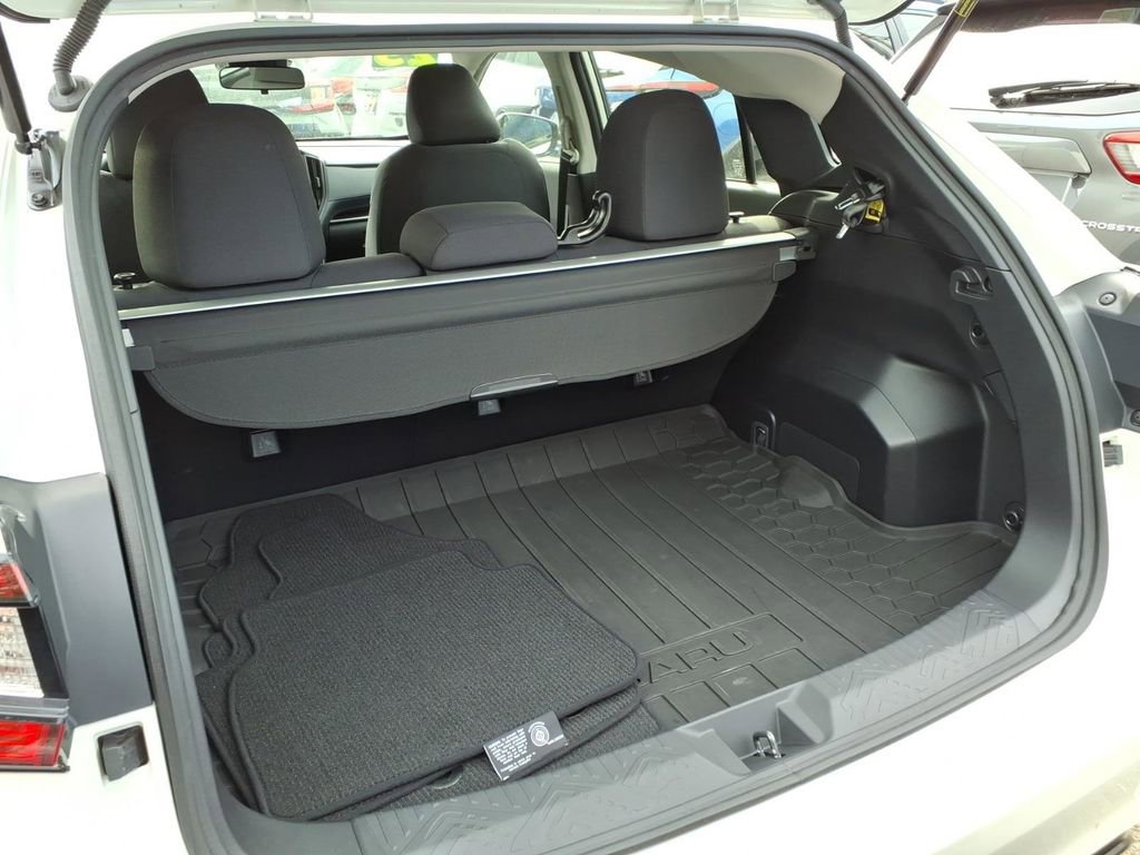Certified 2025 Subaru Impreza 2.0i image 22