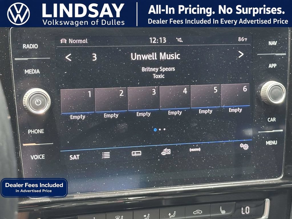 Used 2019 Volkswagen Golf R 4-Door AWD/4WD image 16