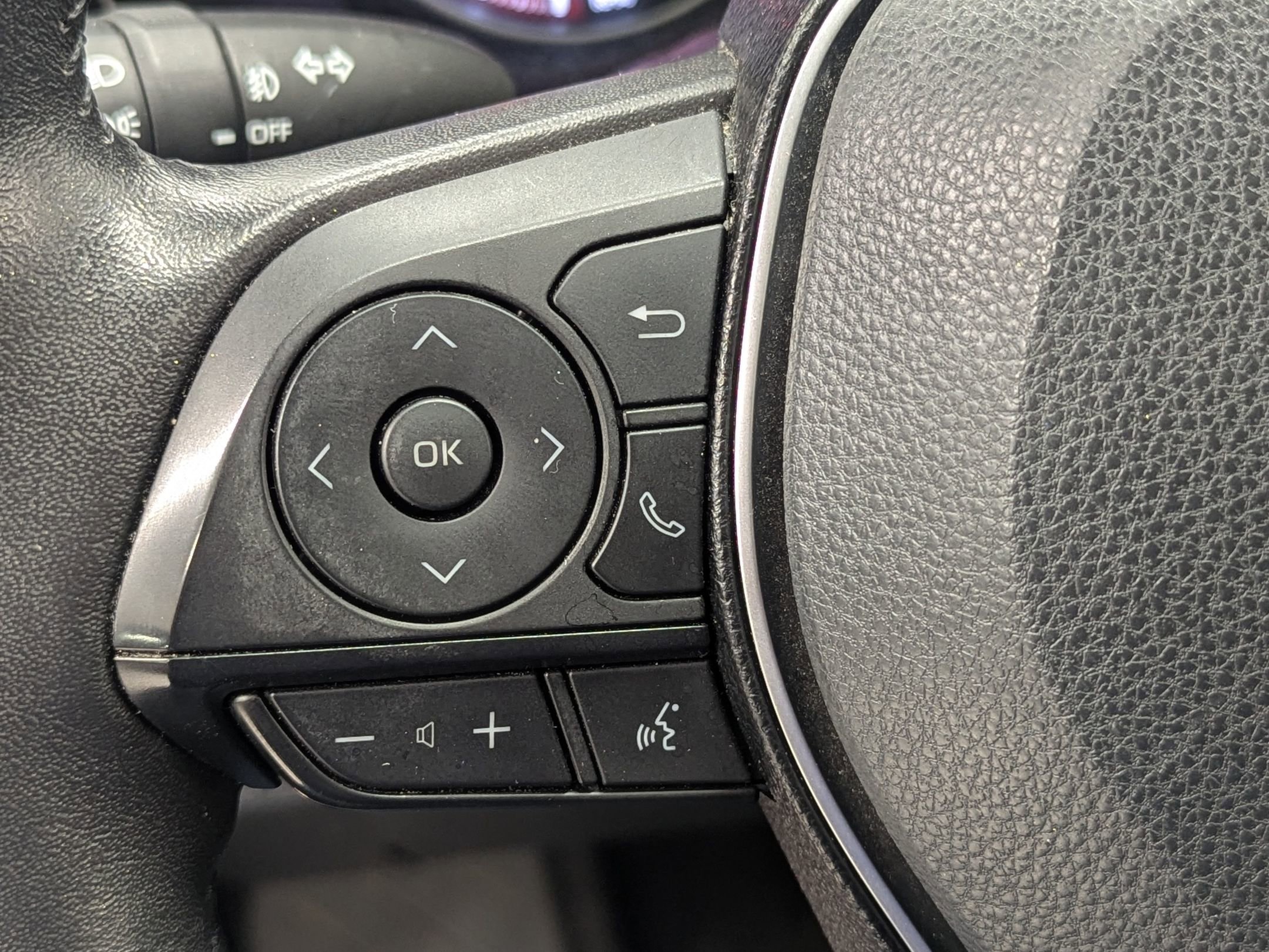 Used 2020 Toyota RAV4 TRD Off-Road image 13