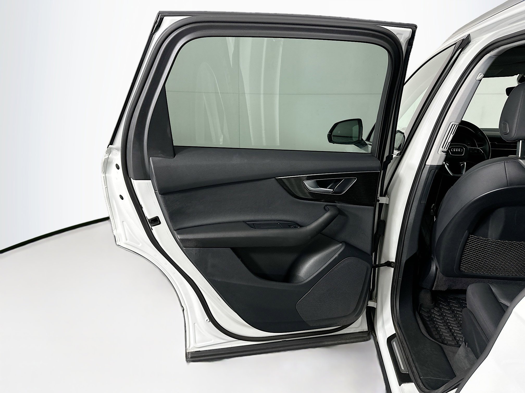 Used 2022 Audi Q7 3.0T Premium image 27